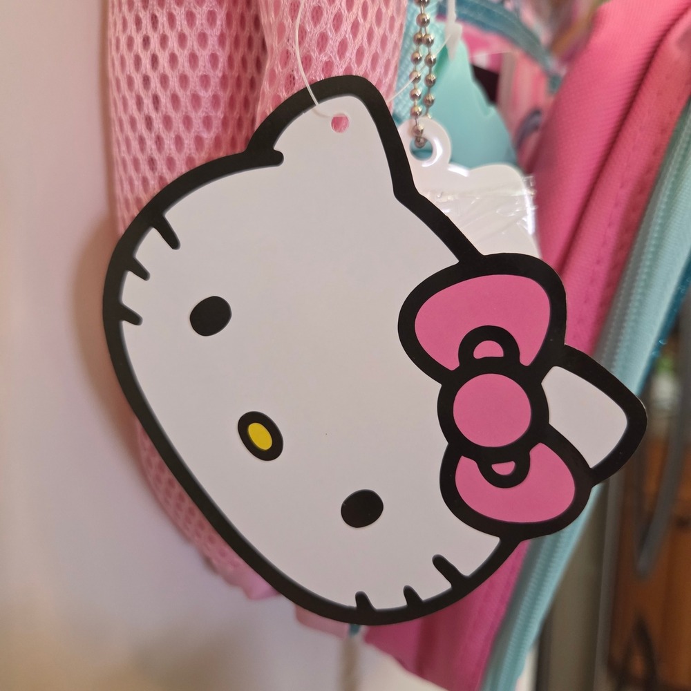 Sanrio Hello Kitty 4 Piece Backpack Set 17" Laptop Bag Lunch Tote Headphones NEW - Picture 4 of 6